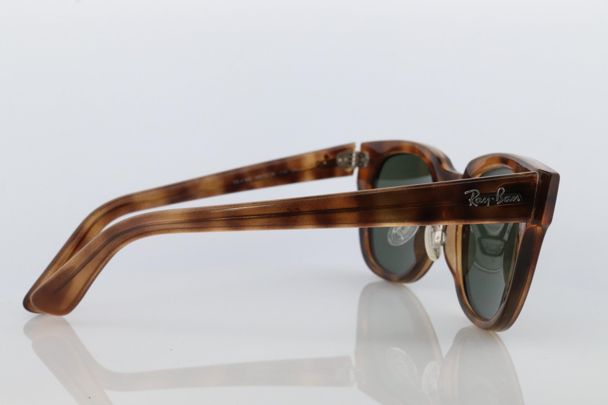 Vintage Ray Ban Glasses. RB4168 Meteor Retro Sun glasses.