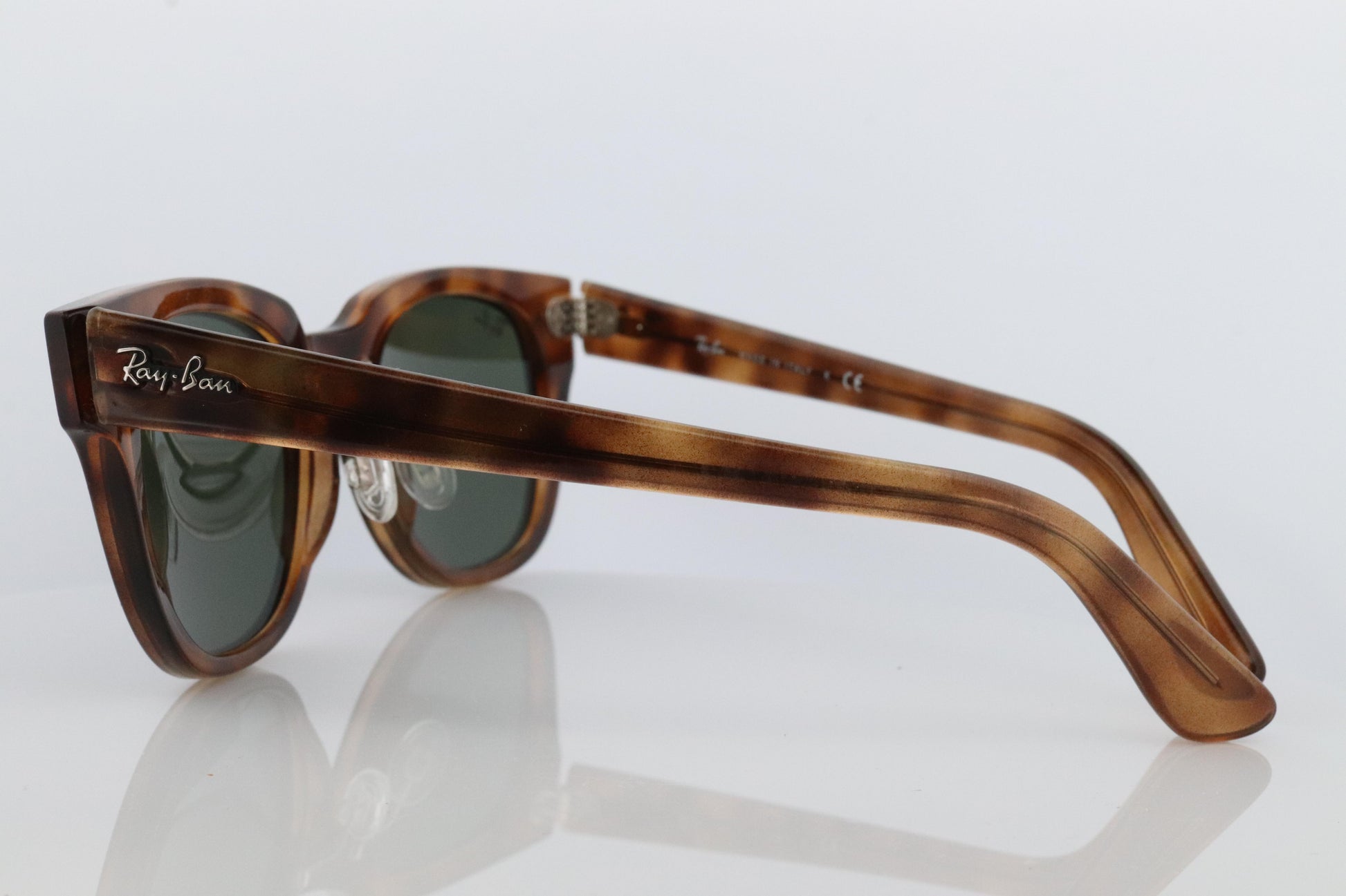 Vintage Ray Ban Glasses. RB4168 Meteor Retro Sun glasses.