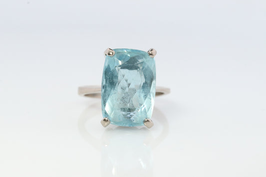 18k Aquamarine Solitaire ring. Huge Light Aquamarine 8.5ct Emerald cut gem. Engagement ring