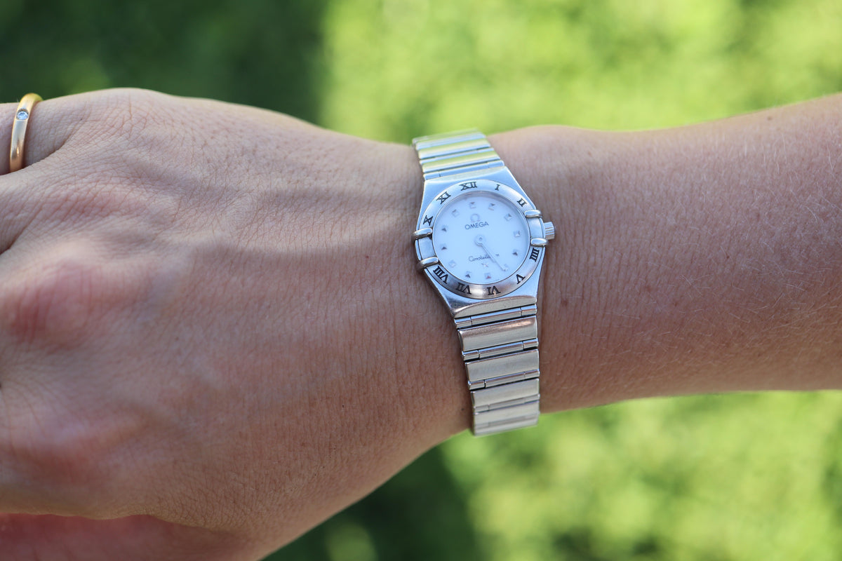 Omega Watch. Ladies Omega 795.1243 Constellation MOP Dial Womens Wristwatch