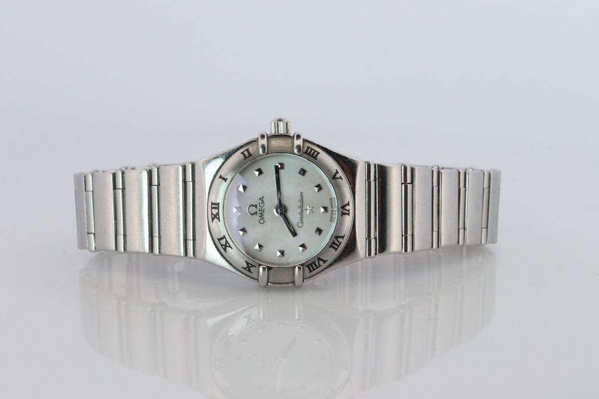 Omega Watch. Ladies Omega 795.1243 Constellation MOP Dial Womens Wristwatch