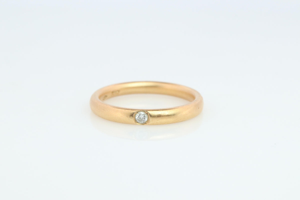 18k POMELATTO Ring. 18k yellow Gold Diamond Solitaire Lucciole Pomellato