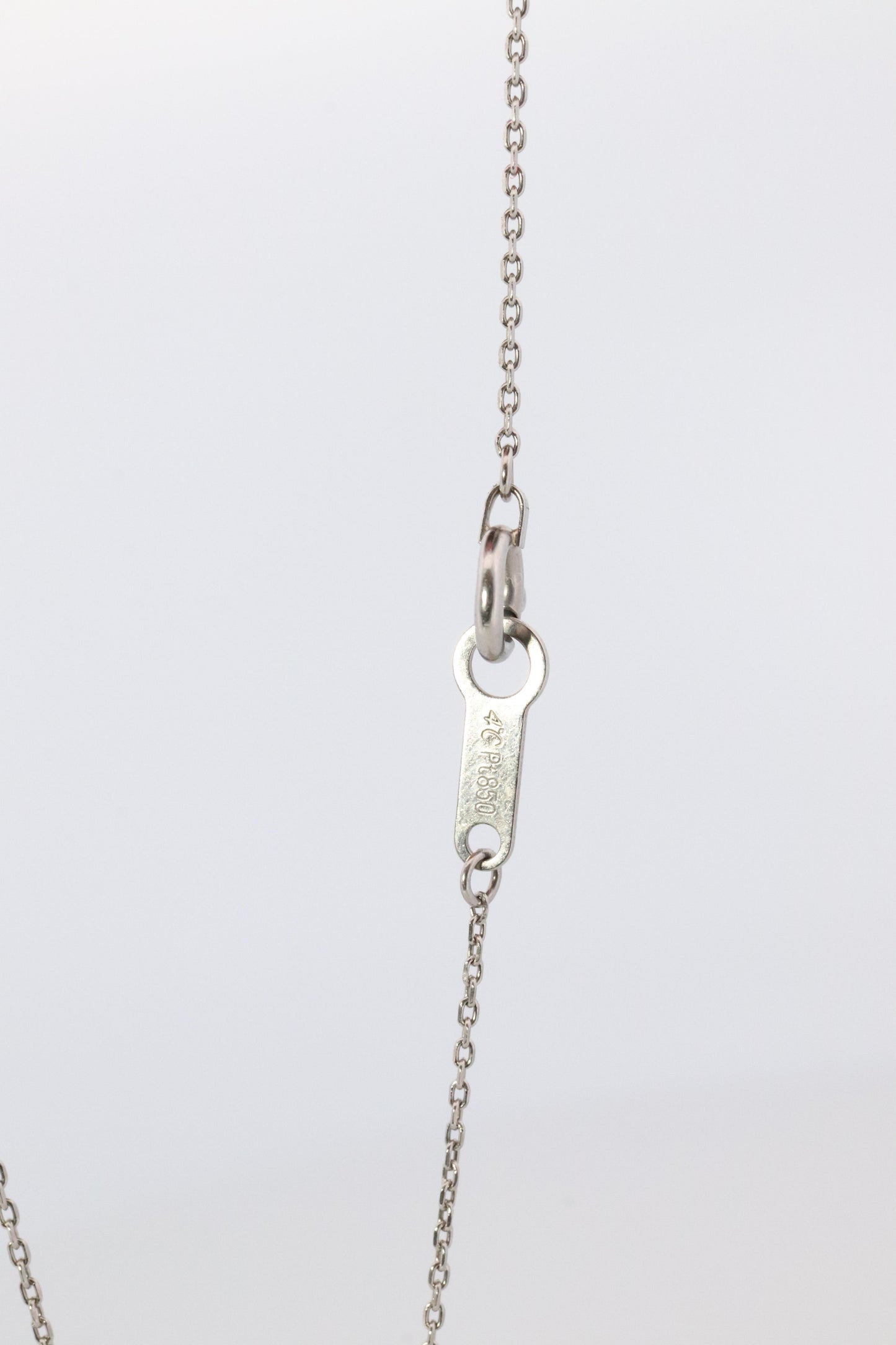 Yondo Sea necklace. 4℃ PT850 Platinum Heart Diamond Pendant.