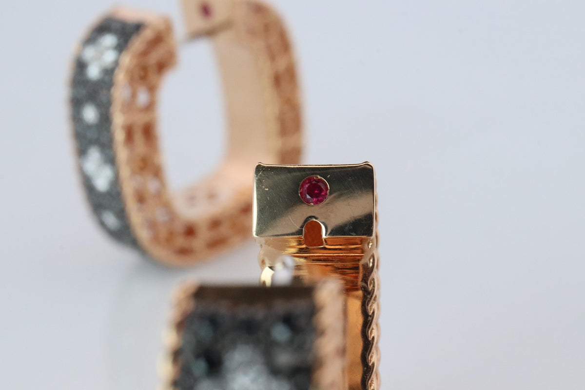 Preowned Roberto Coin Earrings. 18k Rose Gold Venetian Princess Diamond Hoops.
