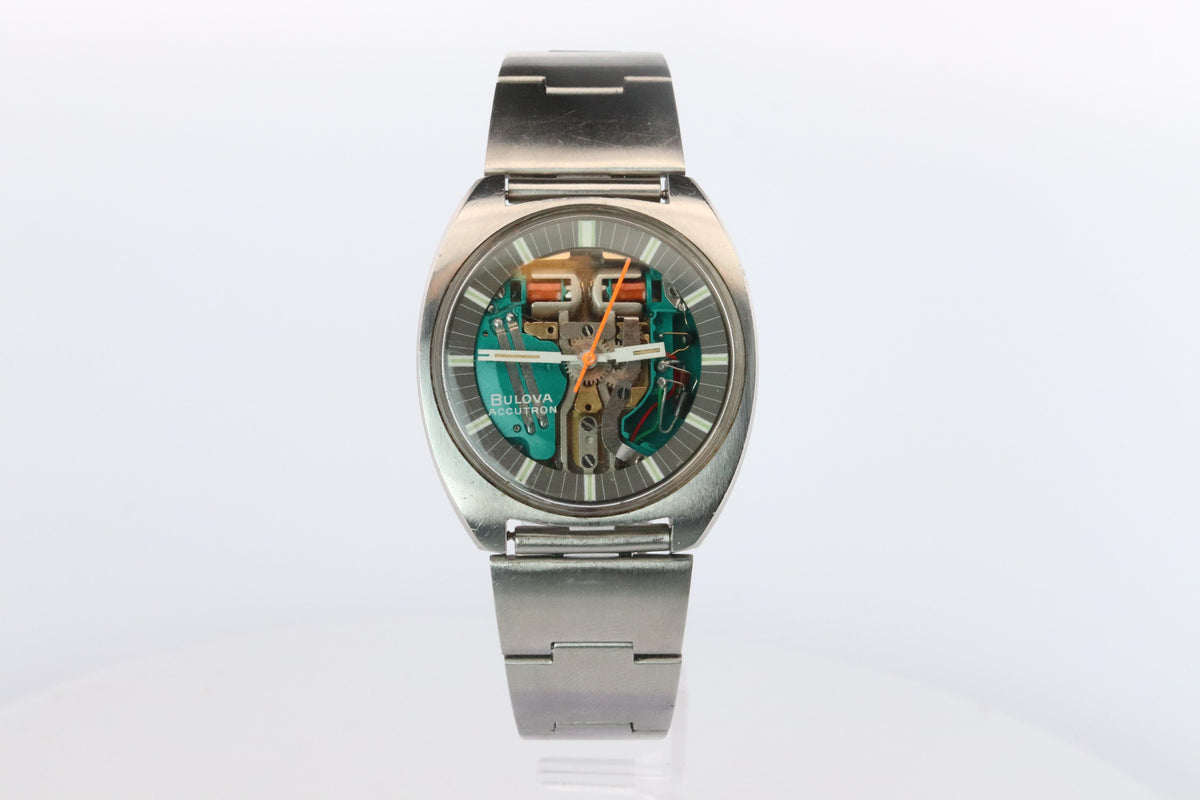 Vintage BULOVA Accutron watch. Spaceview Bulova Accutron Electric Transparent.