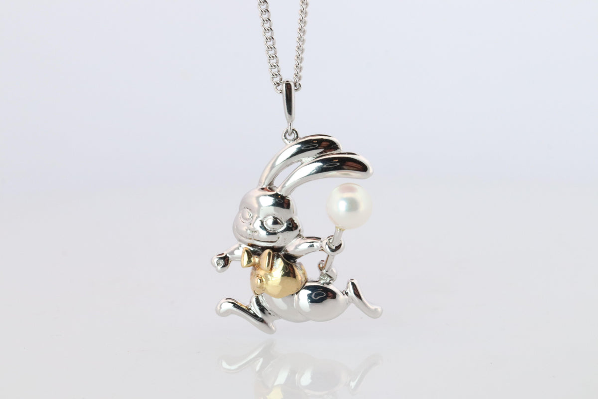 Mikimoto Pendant Sterling Silver. 18k SS Mikimoto Rabbit Pearl Pendant Necklace.