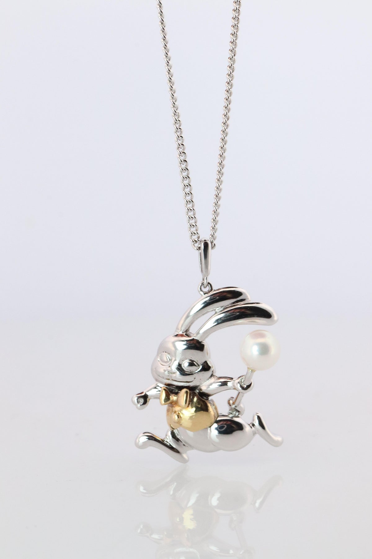 Mikimoto Pendant Sterling Silver. 18k SS Mikimoto Rabbit Pearl Pendant Necklace.