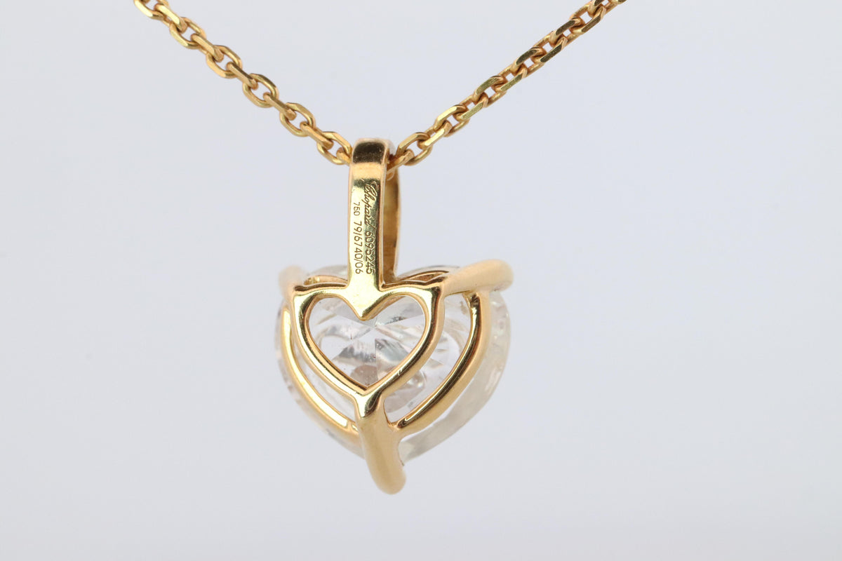 18k Chopard Happy Diamond Heart Pendant. So Happy Chopard Necklace