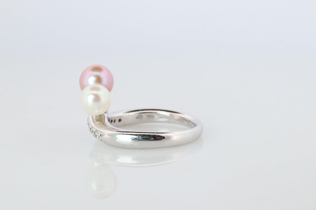 Mikimoto Ring. 18k Gold Mikimoto Pearl and Diamond Cluster. Twin pearl love knot