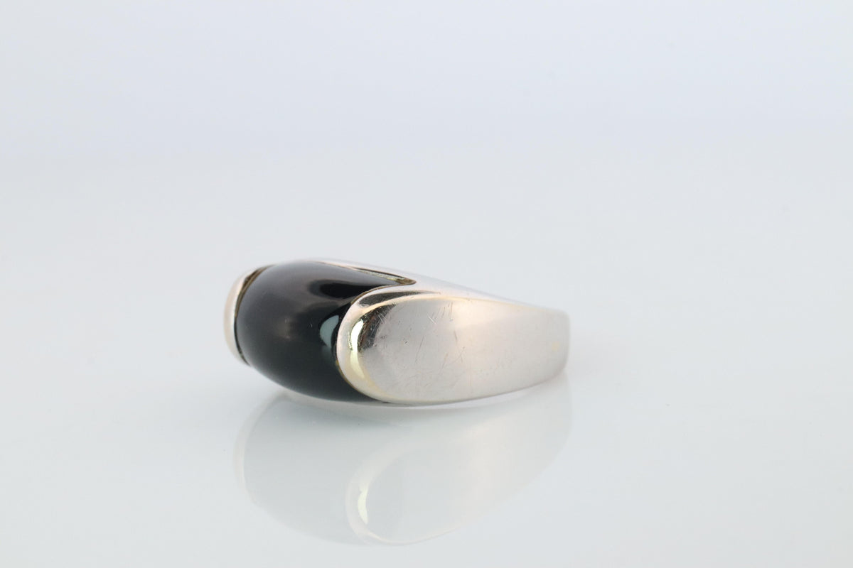 Vintage Bvlgari Tronchetto Ring. Bulgari 18k WG Onyx Signet Ring.