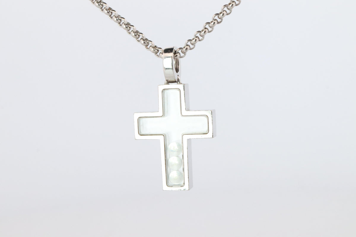 18k Chopard Happy Diamond Cross Pendant. So Happy Chopard Crucifix Necklace