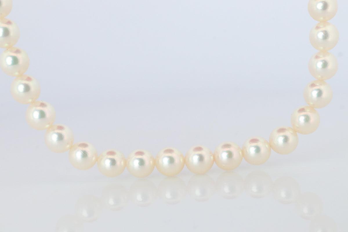 MIKIMOTO 14k White Gold Pearl Necklace. 7mm Pearls Necklace.