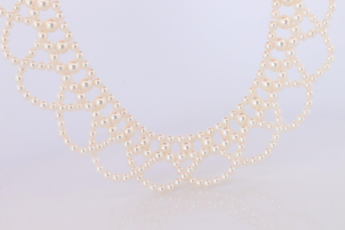 Tasaki Scalloped Bib Necklace. Vintage 14k Gold Tasaki Pearl Collar Necklace
