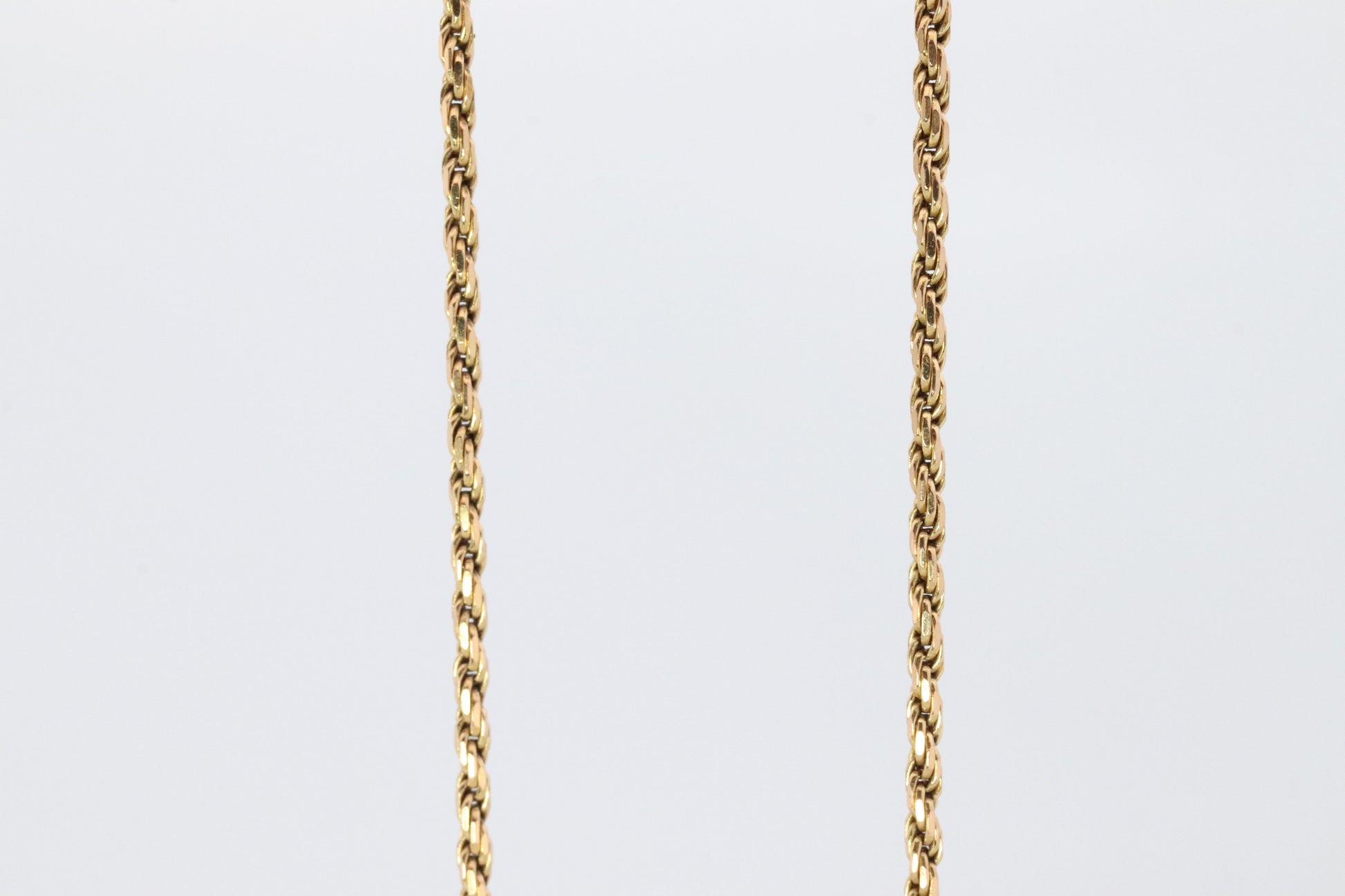 14k Rope Necklace. 14k Long Rope Necklace. 3.5grams 16in length 1.5mm width