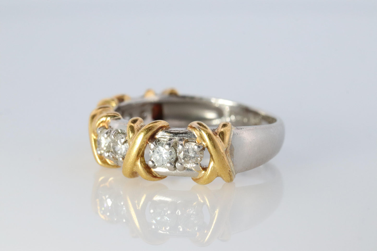 18k Platinum Diamond XOXO criss cross ring. 18k Yellow Gold Pt900 Infinity band