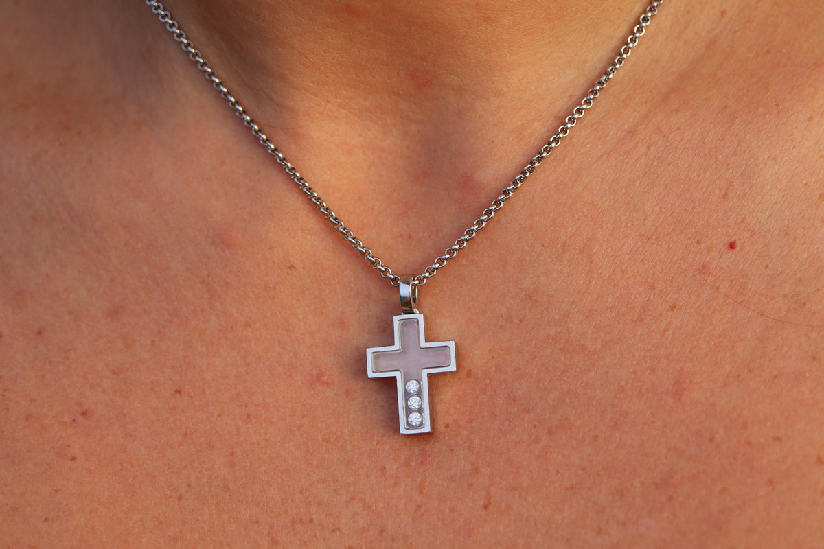 18k Chopard Happy Diamond Cross Pendant. So Happy Chopard Crucifix Necklace