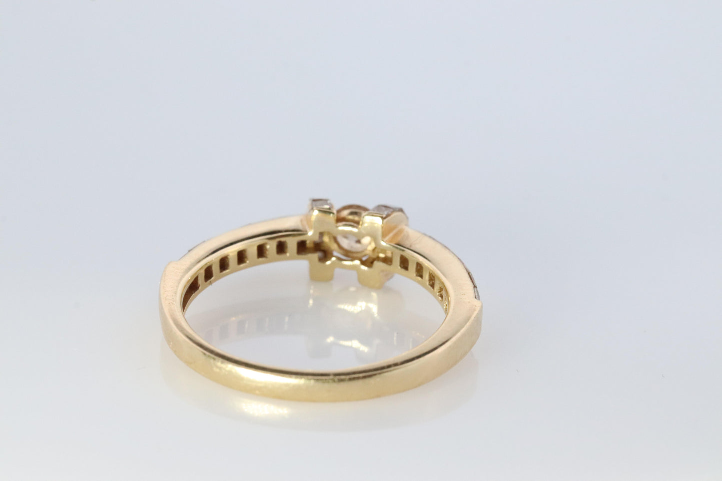 18k Round Genuine Diamond Solitaire Ring Anniversary Illusion set princess cut.