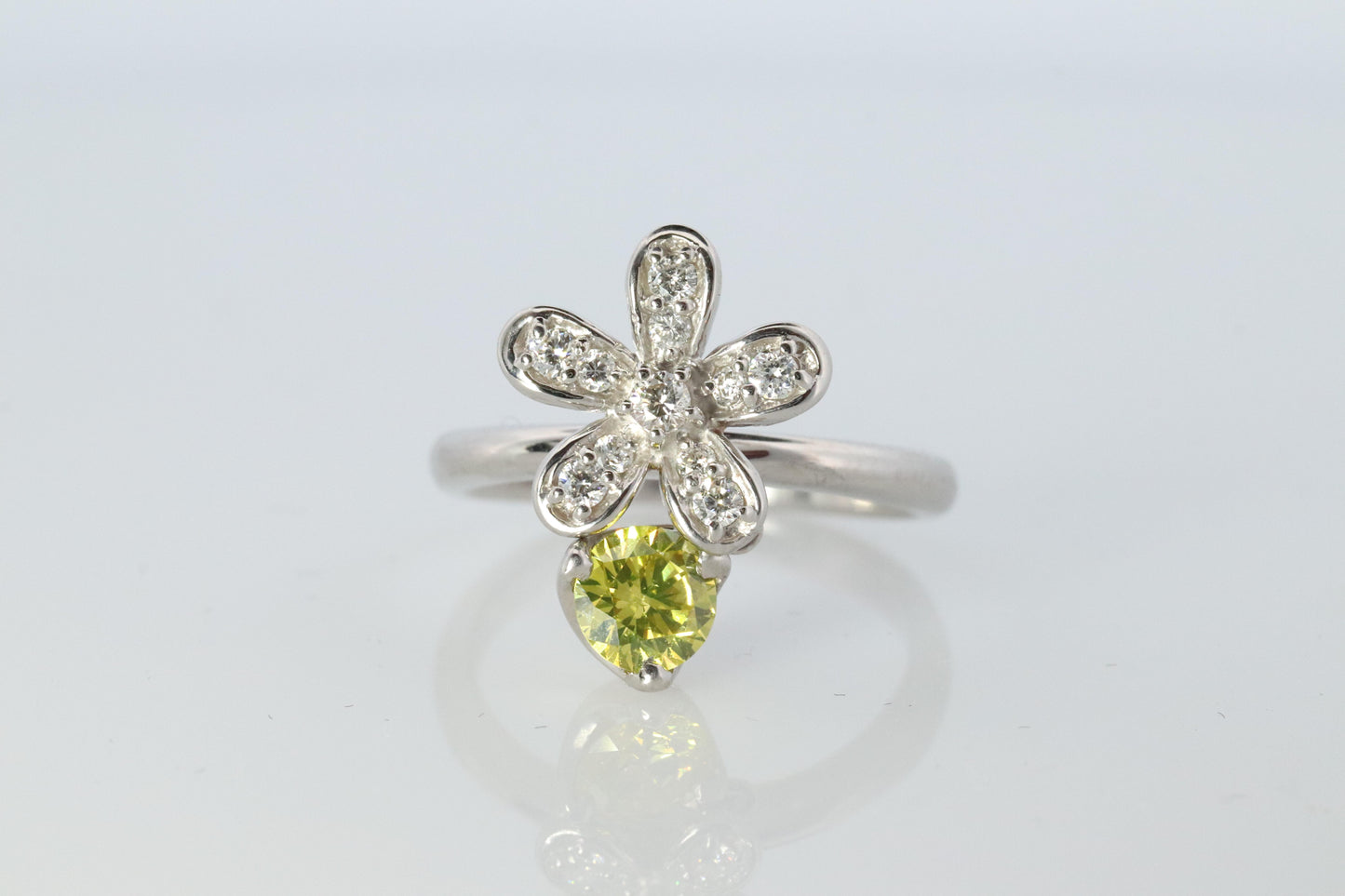 Platinum Yellow Diamond Flower ring. Pt900 Canary Diamond Dangle cluster band.