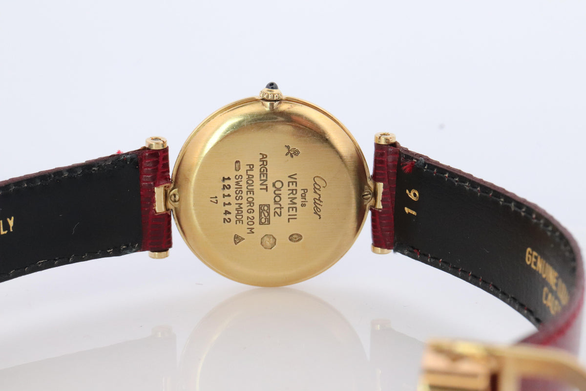 Cartier Watch. Must de Cartier Bordeaux Burgundy Dial Vendome Round Argent 30mm.