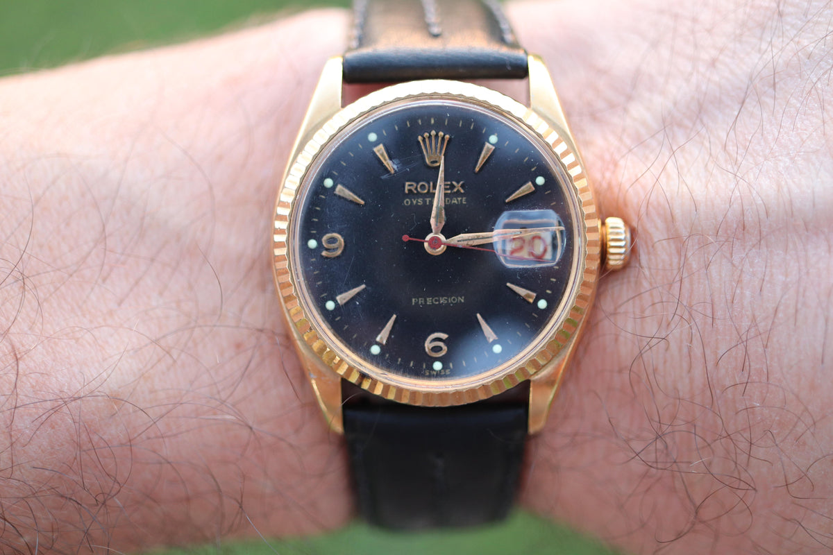 ROLEX Watch. Rolex ref. 6294 Black Dial 1950s Mens Rolex watch.