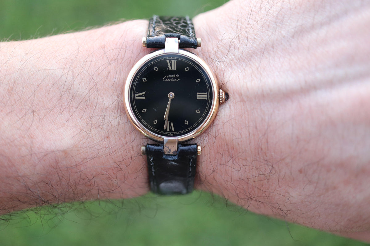 Cartier Watch. Must de Cartier BLACK Vendome Round Argent Vermeil 30mm Dial.