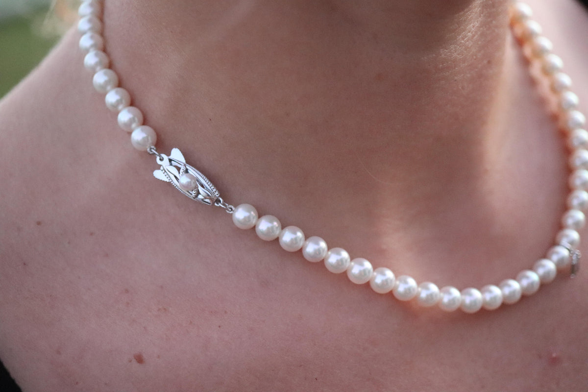 MIKIMOTO 14k White Gold Pearl Necklace. 6mm Pearls Necklace.