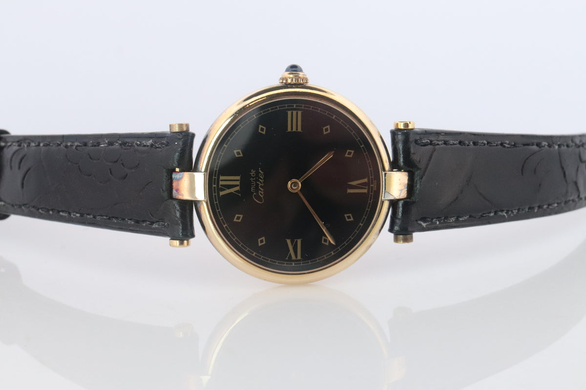 Cartier Watch. Must de Cartier BLACK Vendome Round Argent Vermeil 30mm Dial.
