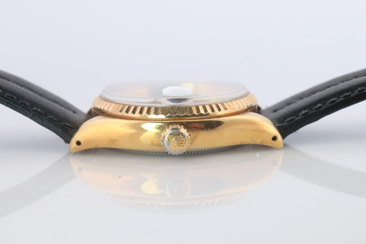ROLEX Watch. Rolex ref. 6294 Black Dial 1950s Mens Rolex watch.