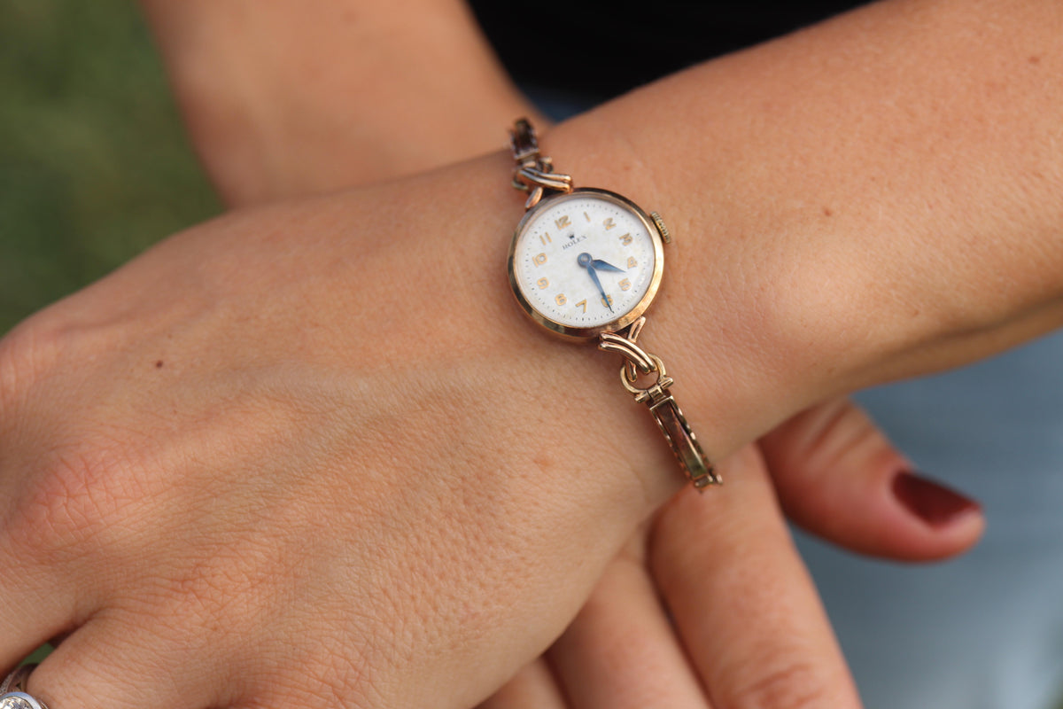 Vintage Rolex Womens Cocktail Watch. 9k Rose Gold Manual Windup.
