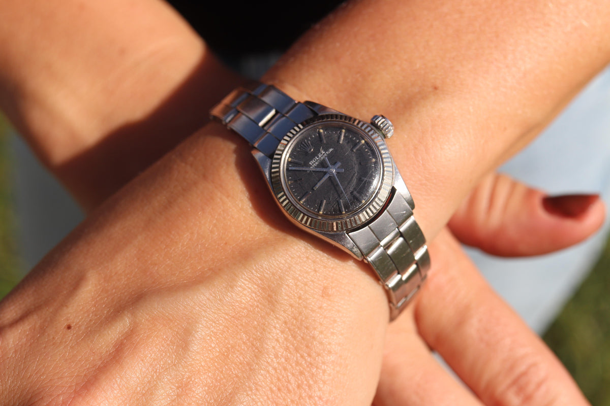 Genuine Rolex Watch. 14k SS Ladies ROLEX 6619 Black Dial Automatic Wristwatch.