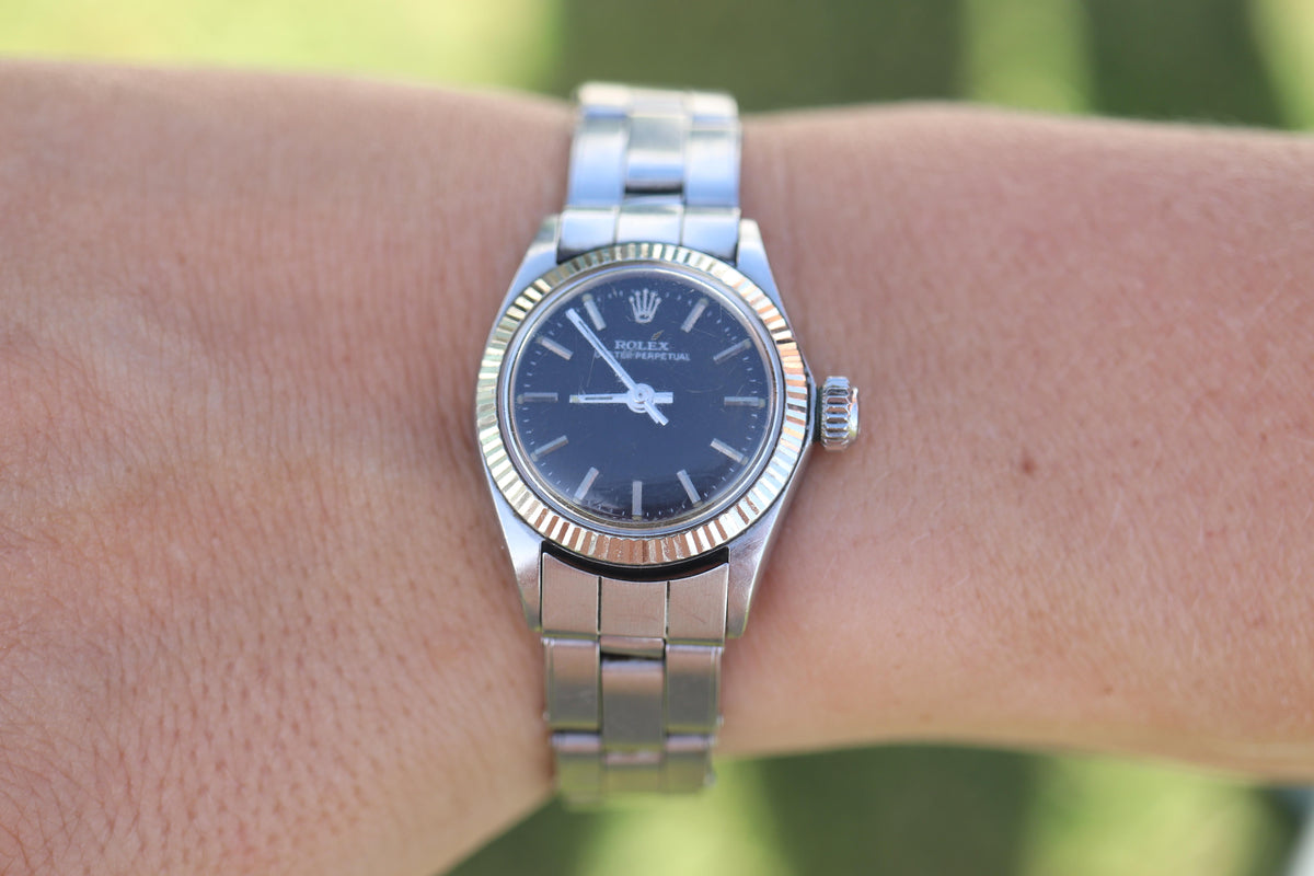 Genuine Rolex Watch. 14k SS Ladies ROLEX 6619 Black Dial Automatic Wristwatch.