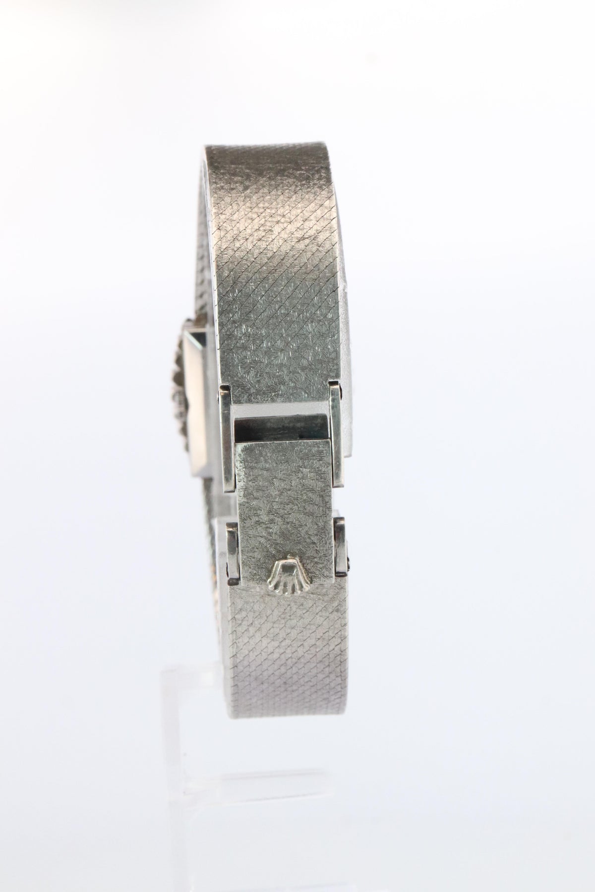 Genuine Rolex Watch. Diamond Bezel 1972 Ladies Manual ROLEX 2611 Precision