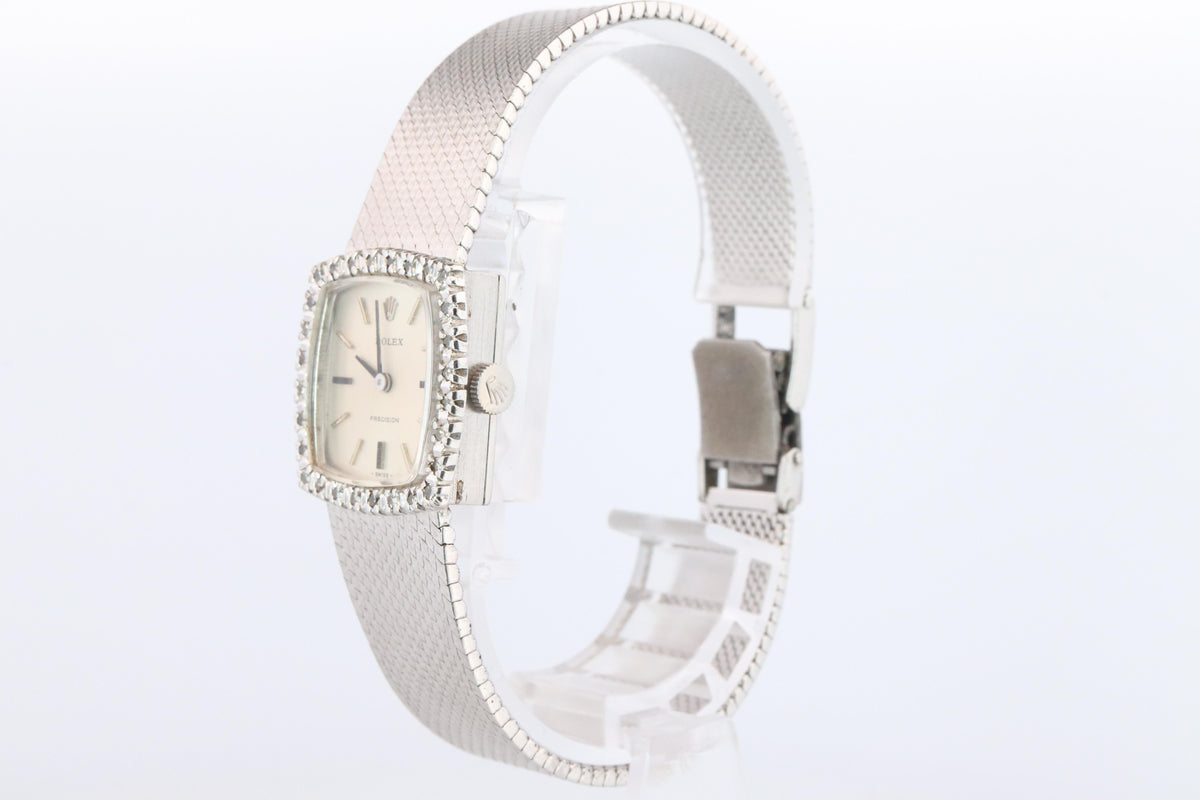 Genuine Rolex Watch. Diamond Bezel 1975 Ladies Manual ROLEX 2611 Precision