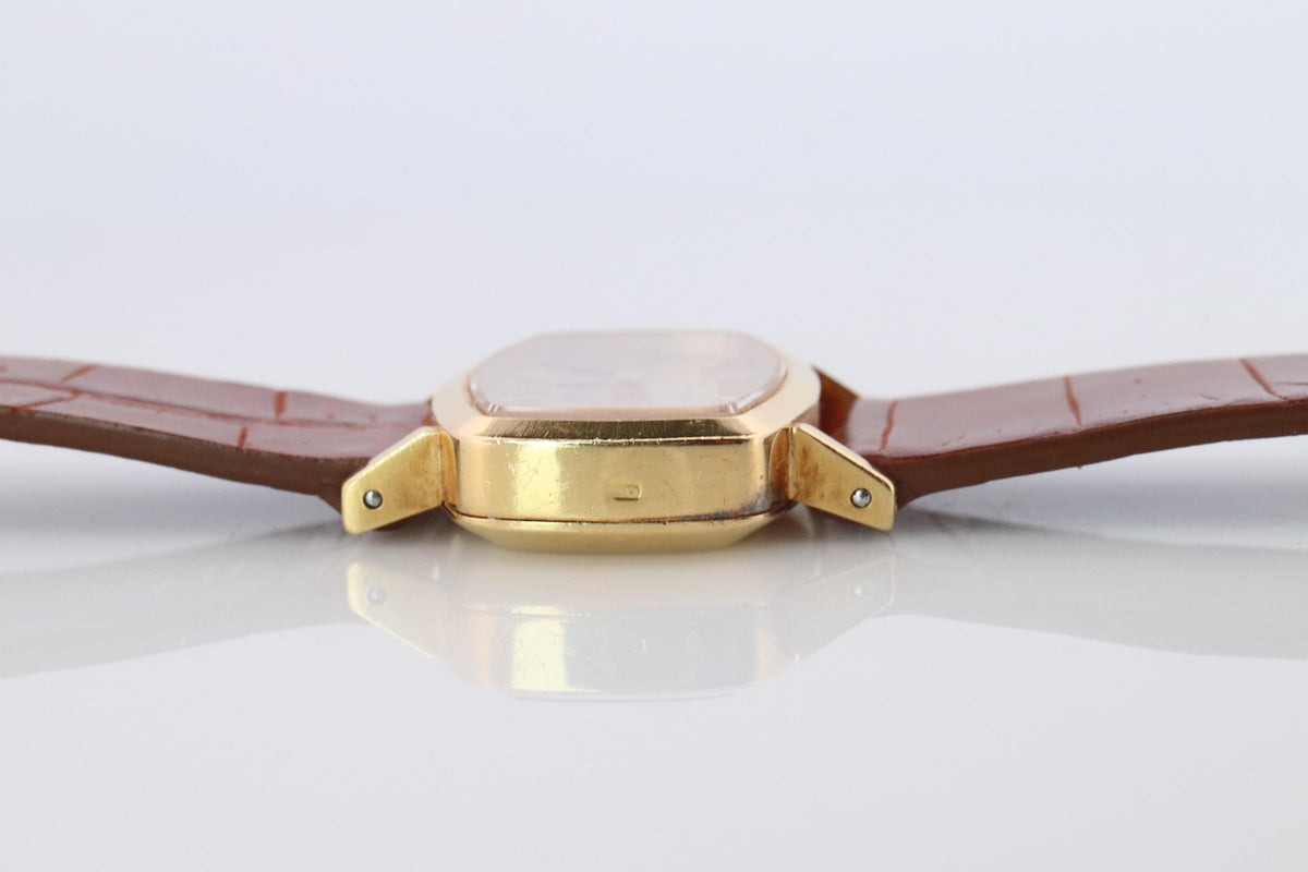 Genuine Rolex Watch. 18k YG Ladies Rolex 2467 Mechanical Windup Watch.
