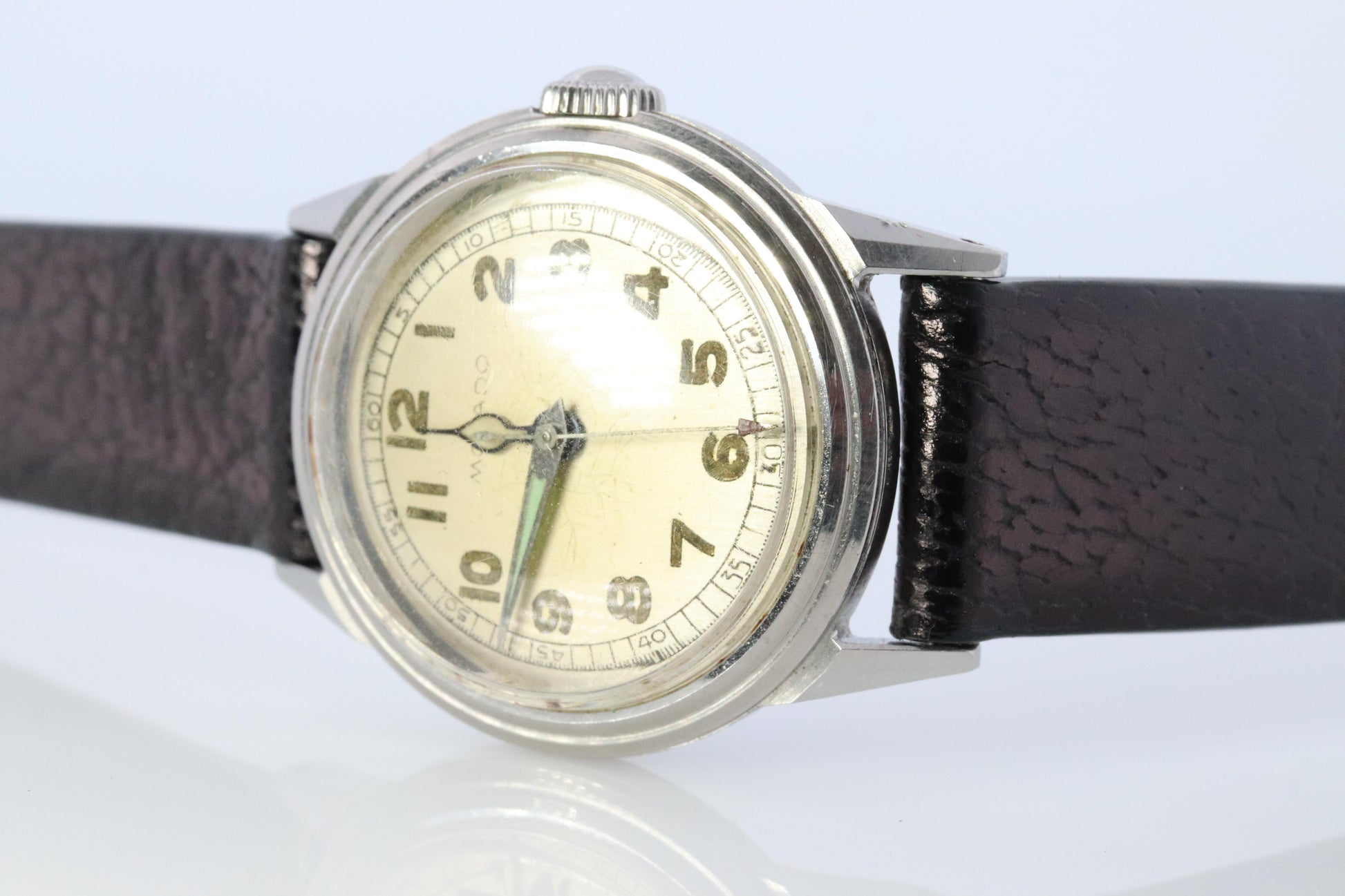 Vintage 1950s Movado Watch. 18610 Movado Mechanical Windup Movement