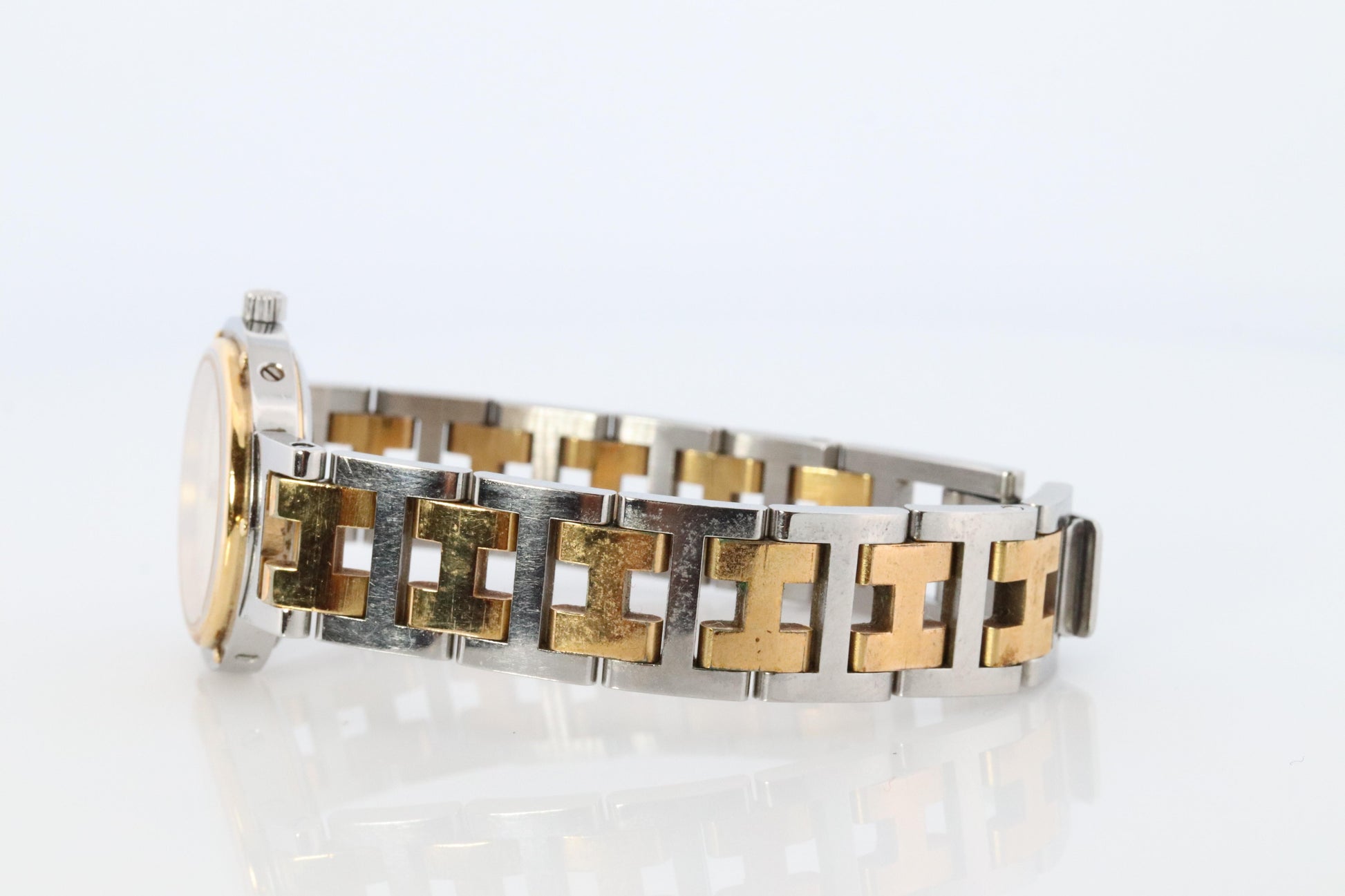 Genuine HERMES Stainless Steel 24mm Round Clipper Quartz Watch Champagne.