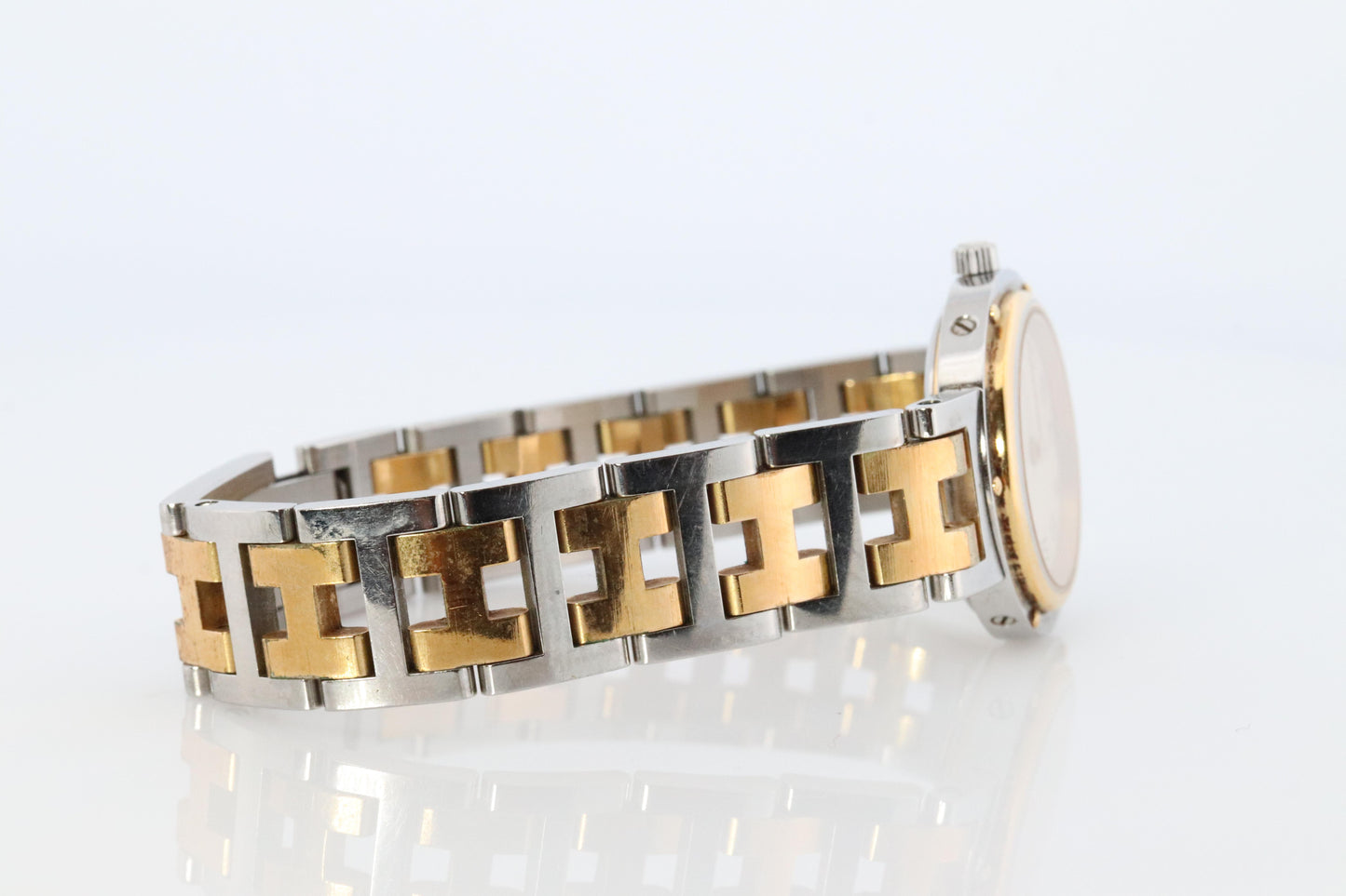 Genuine HERMES Stainless Steel 24mm Round Clipper Quartz Watch Champagne.
