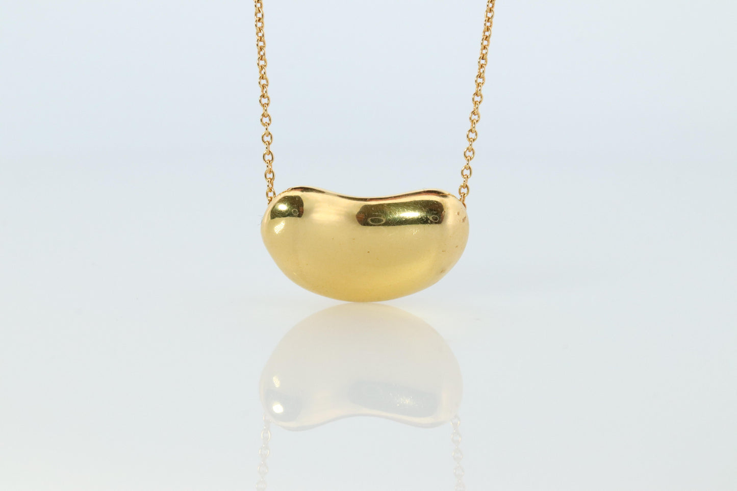 Tiffany & Co. 18k Gold Chain and Bean Pendant Necklace. 750 Yellow Gold Tiffany