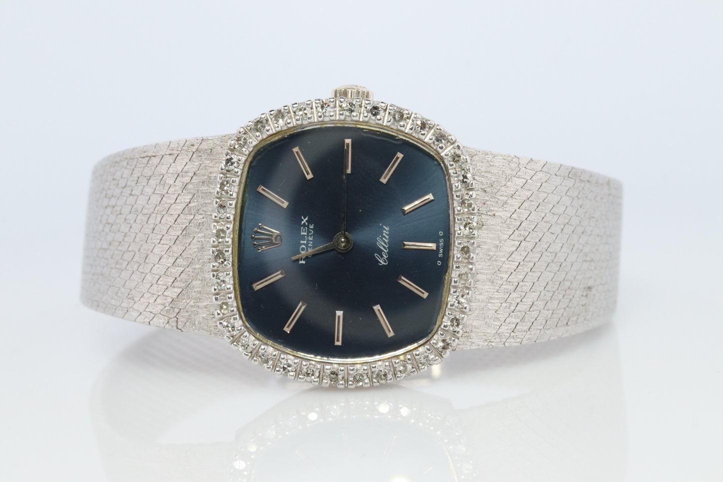 Genuine 18k Rolex Watch. ROLEX Cellini 3801 Diamond Bezel Mechanical Windup.