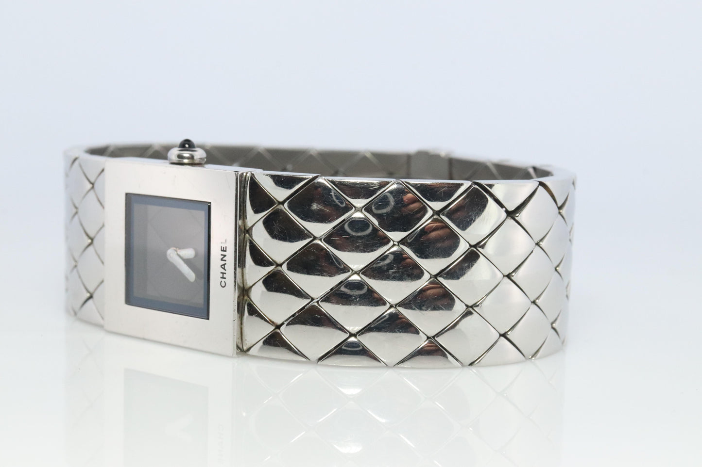 Chanel Watch. Genuine Matelasse Ladies Quartz Wristwatch Quilted Bracelet
