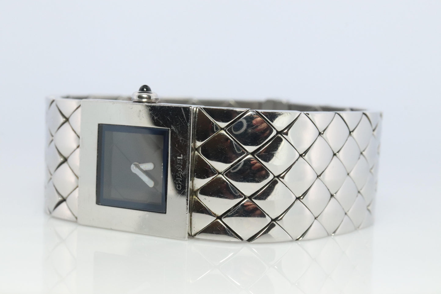 Chanel Watch. Genuine Matelasse Ladies Quartz Wristwatch Quilted Bracelet
