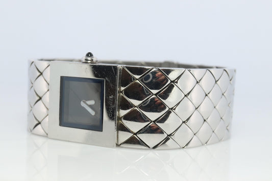 Chanel Watch. Genuine Matelasse Ladies Quartz Wristwatch Quilted Bracelet