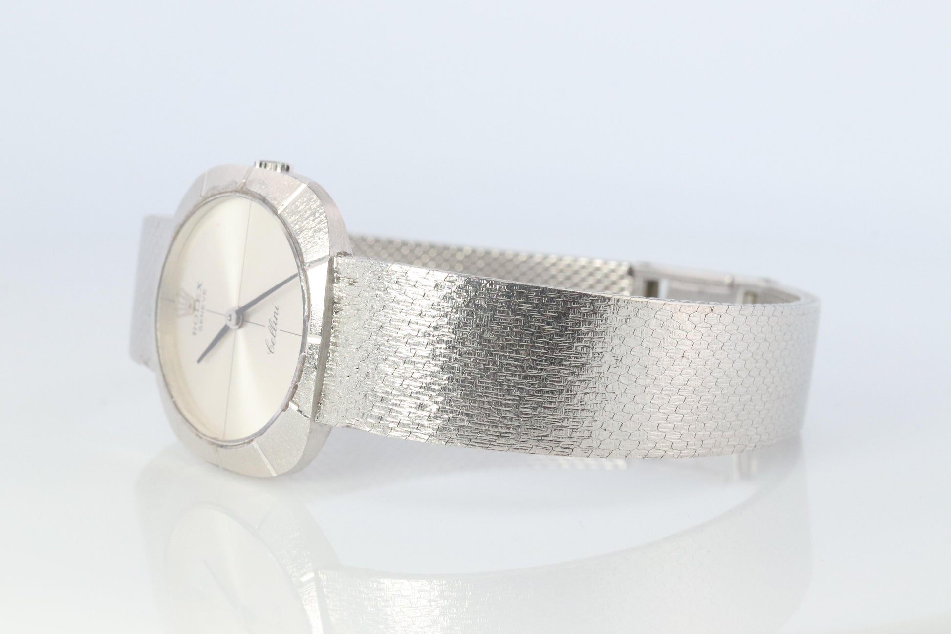 Genuine 18k Rolex Watch. ROLEX Cellini 3808 Mechanical Windup. Milanese bracelet