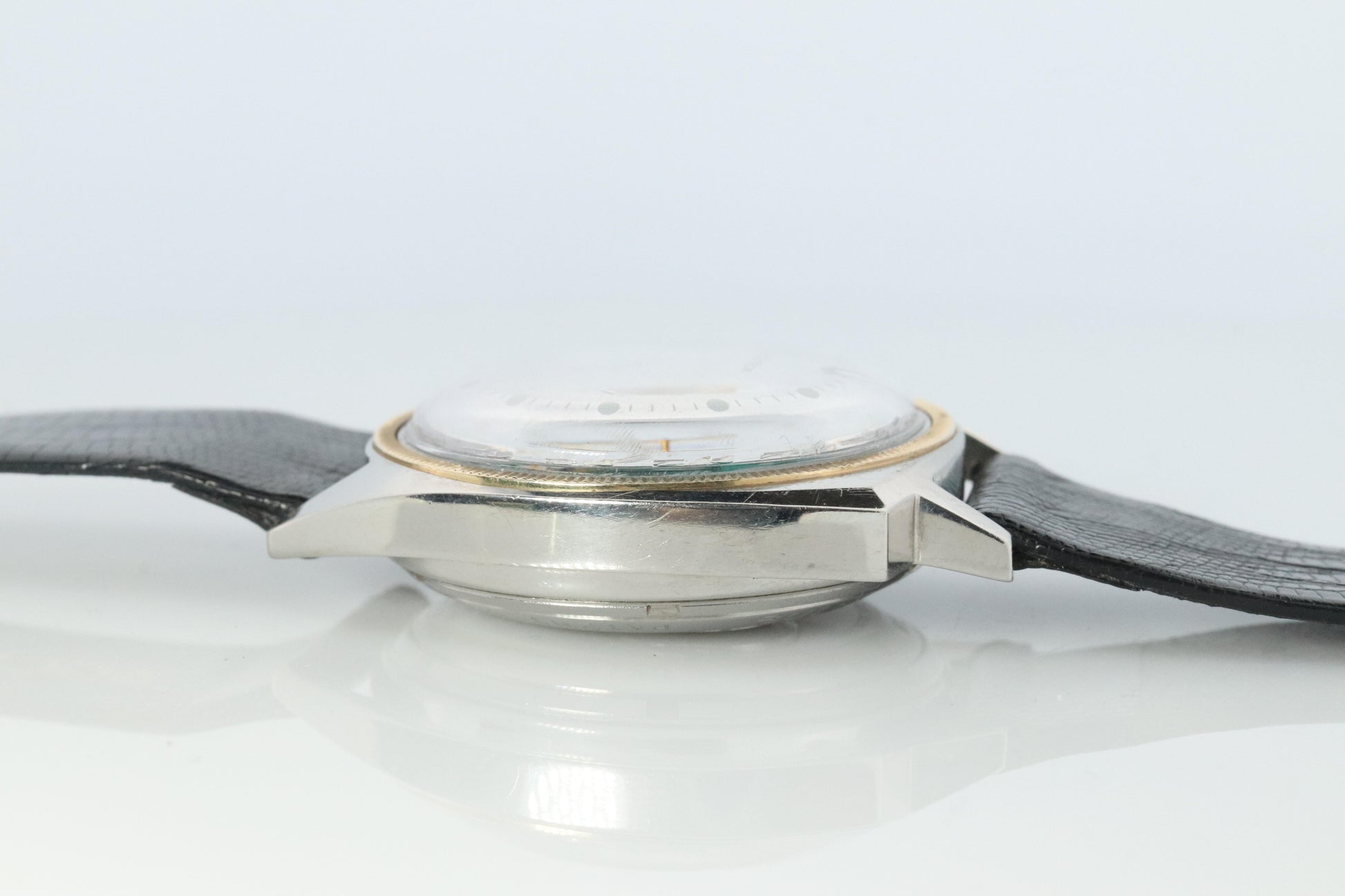Vintage BULOVA Accutron watch. Spaceview Bulova 14k Bezel Electric Transparent