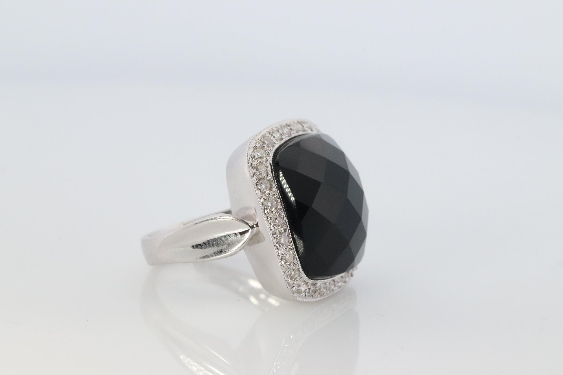 18k Gold ONYX Diamond Halo ring. Checkered French Cut Onyx Dome Halo Ring