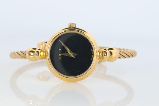 Vintage GUCCI Quartz 2700.2.L  Watch. Gucci Ladies Bangle Gold Tone Wristwatch