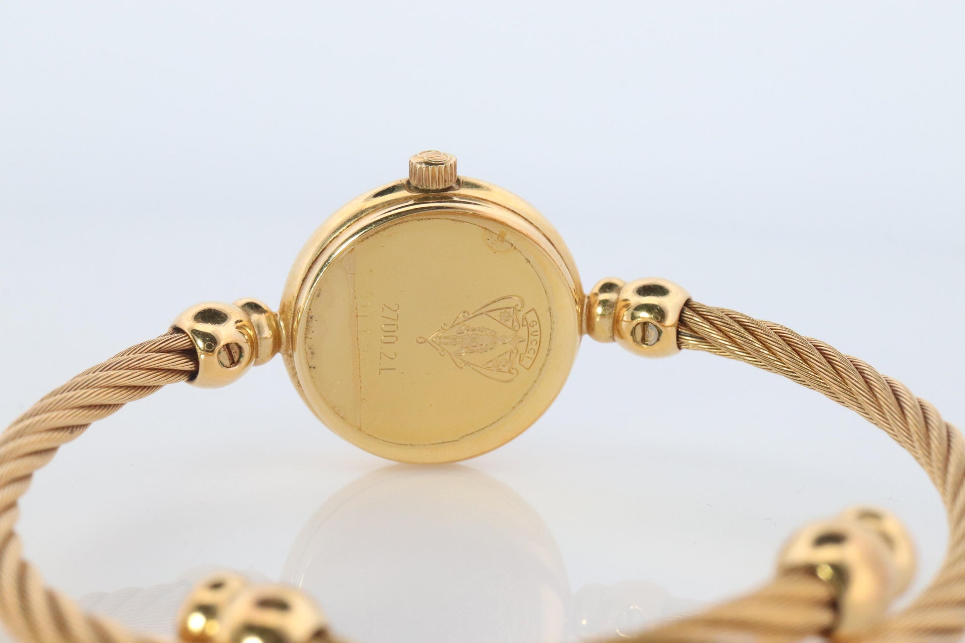 Vintage GUCCI Quartz 2700.2.L  Watch. Gucci Ladies Bangle Gold Tone Wristwatch