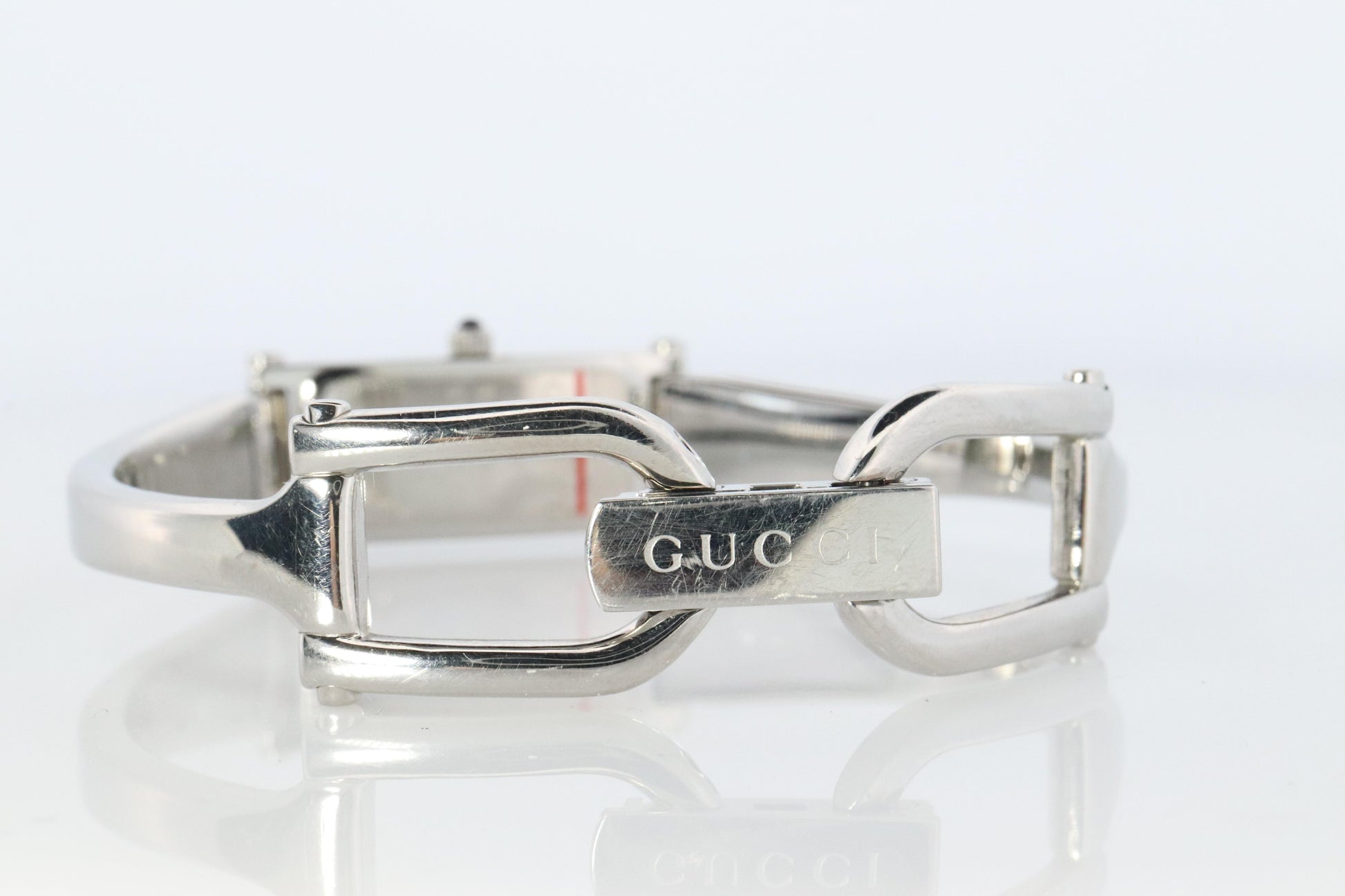 Vintage GUCCI 1500L Quartz Wrist Watch. Gucci Silver MOP Diamond Bangle Watch