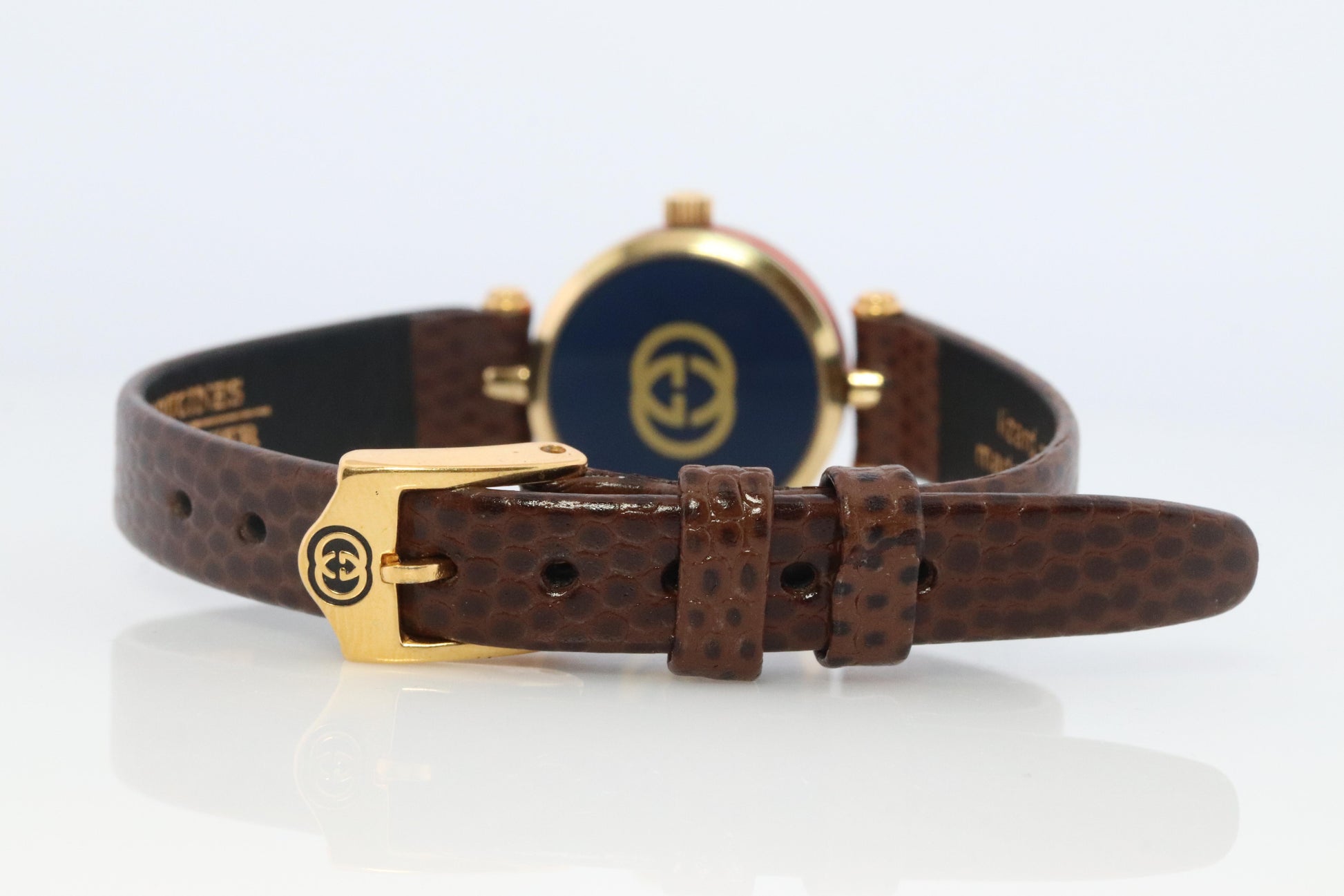 Vintage GUCCI Shelly Line Leather Watch Timepiece. 2000L Gucci Lane Blue and Red
