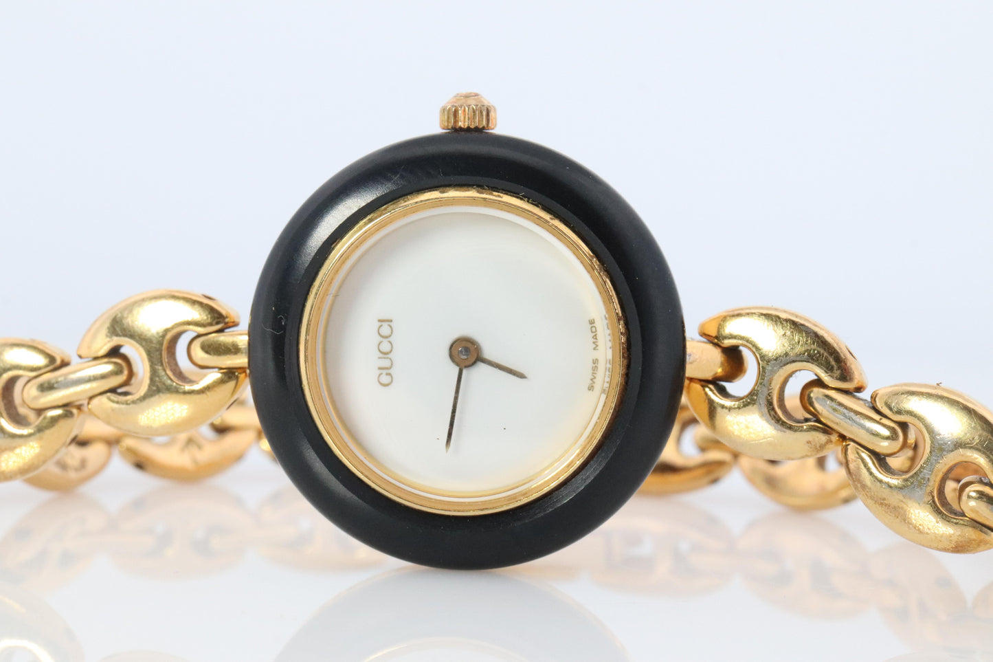 Vintage GUCCI Quartz 11/12.2  Watch Timepiece. Gucci Ladies Chain Link Watch